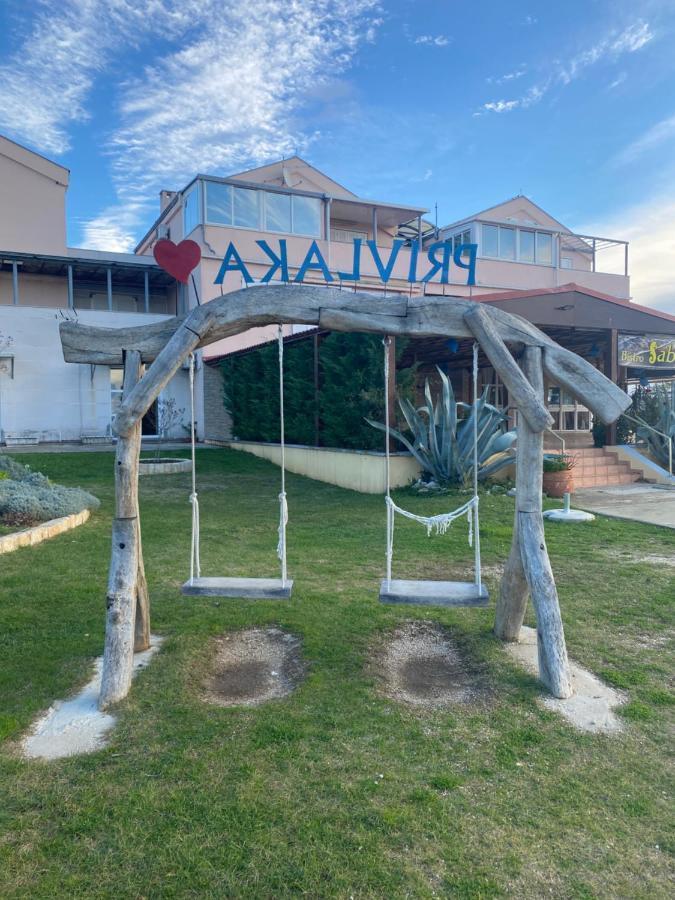 Apartment Privlaka Direkt Am Strand Mit Klima Und Neuem Badezimmer Haustiere Sind Willkommen Extérieur photo