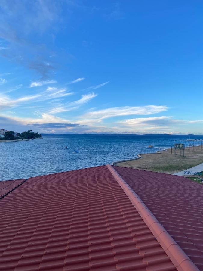 Apartment Privlaka Direkt Am Strand Mit Klima Und Neuem Badezimmer Haustiere Sind Willkommen Extérieur photo