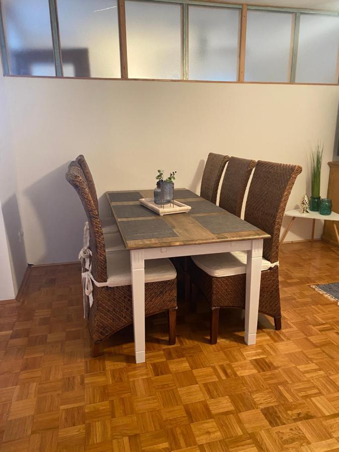 Apartment Privlaka Direkt Am Strand Mit Klima Und Neuem Badezimmer Haustiere Sind Willkommen Extérieur photo