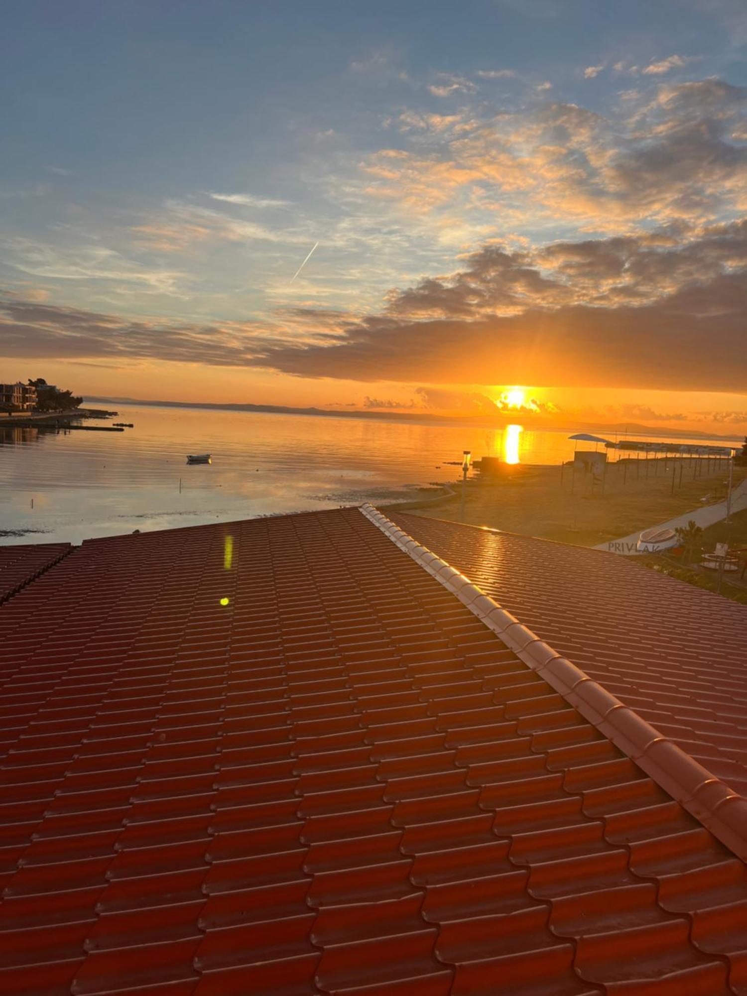 Apartment Privlaka Direkt Am Strand Mit Klima Und Neuem Badezimmer Haustiere Sind Willkommen Extérieur photo
